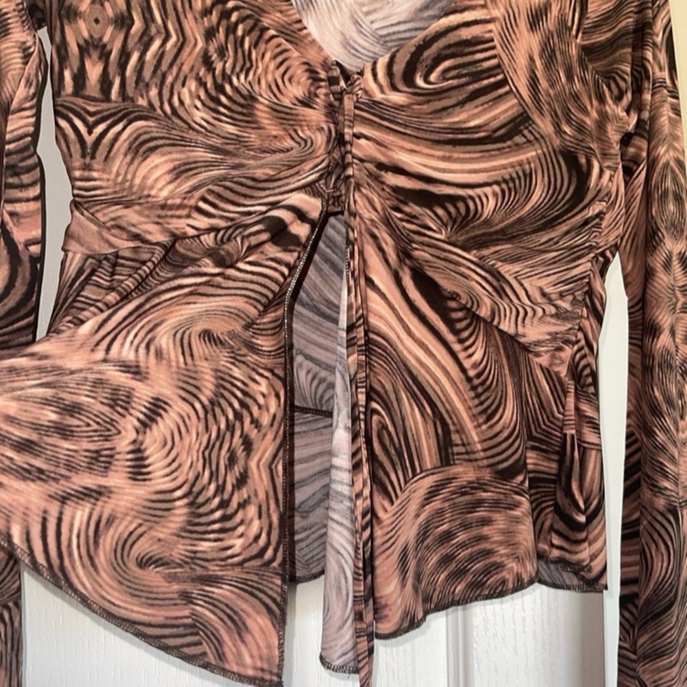 Forever 21 Blouse - Picture 2 of 5